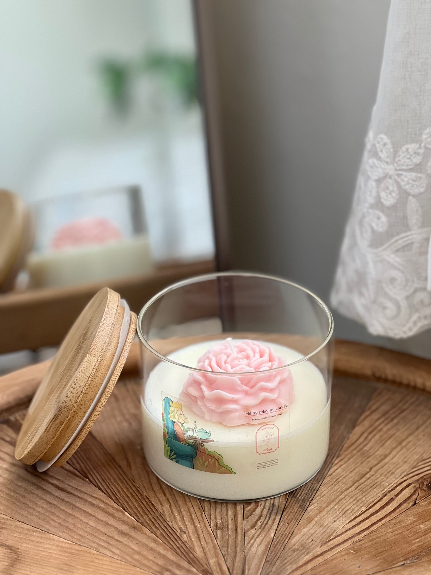 Queen Hiling Candle