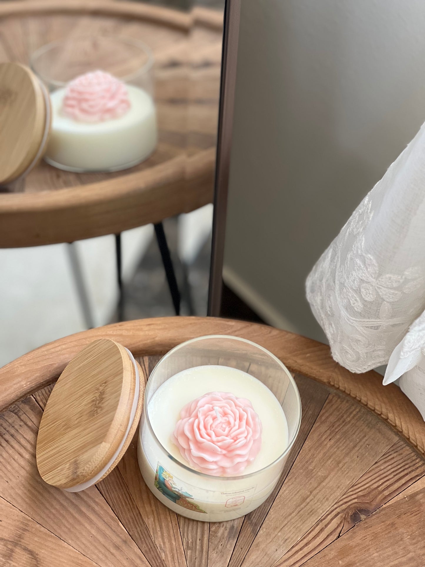 Queen Hiling Candle