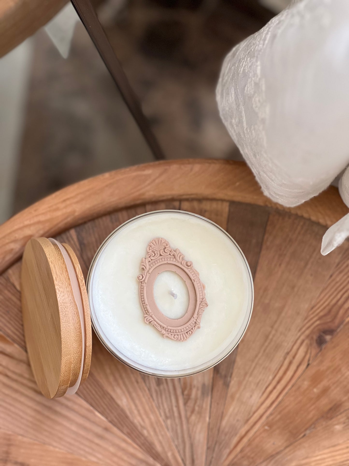 Daida Candle