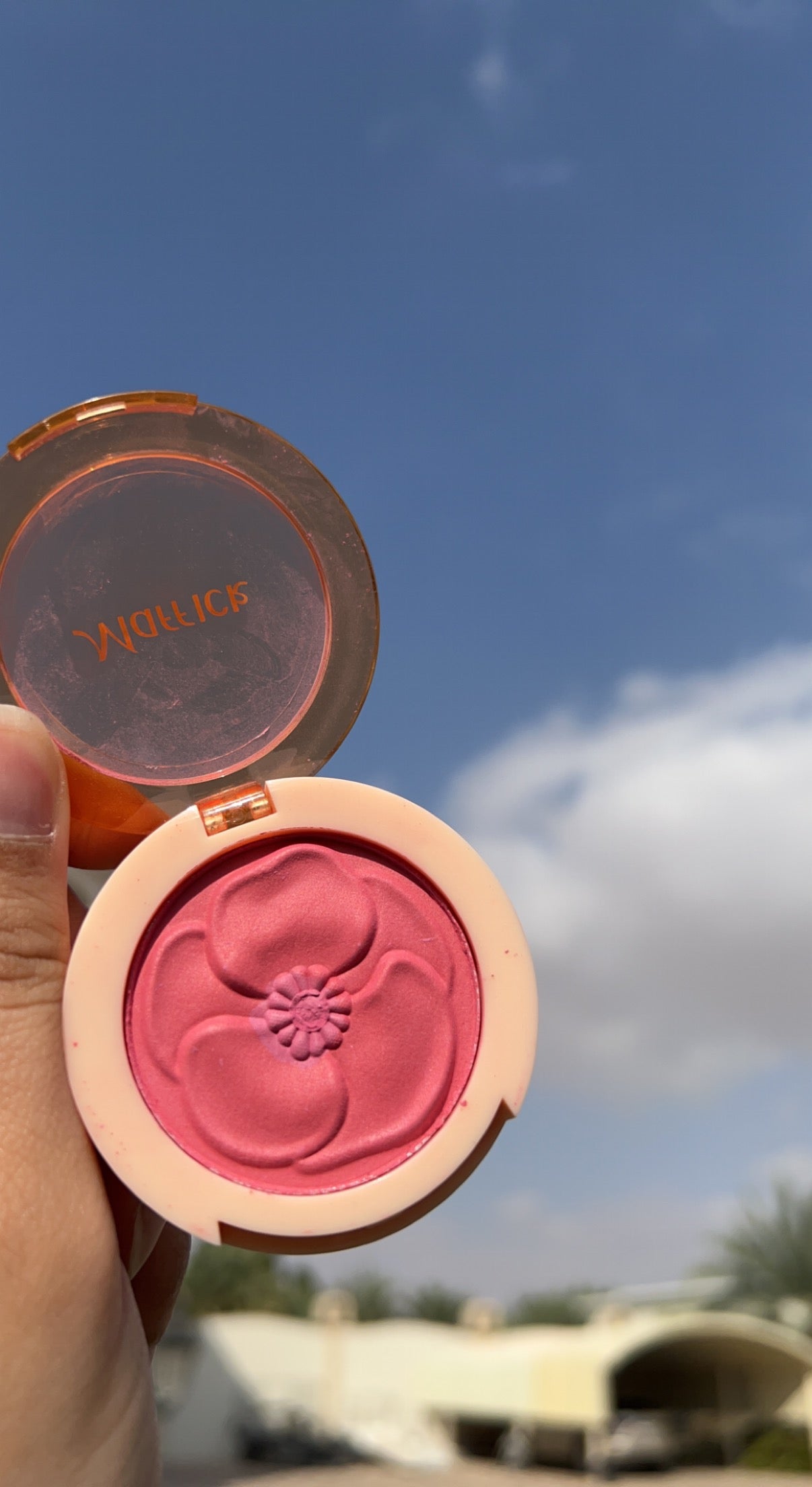 Floral blusher