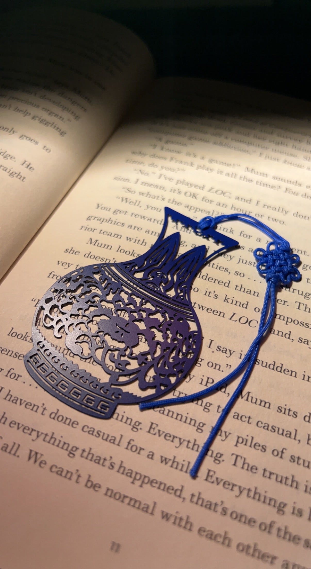 Blue Chinese Vase Bookmark